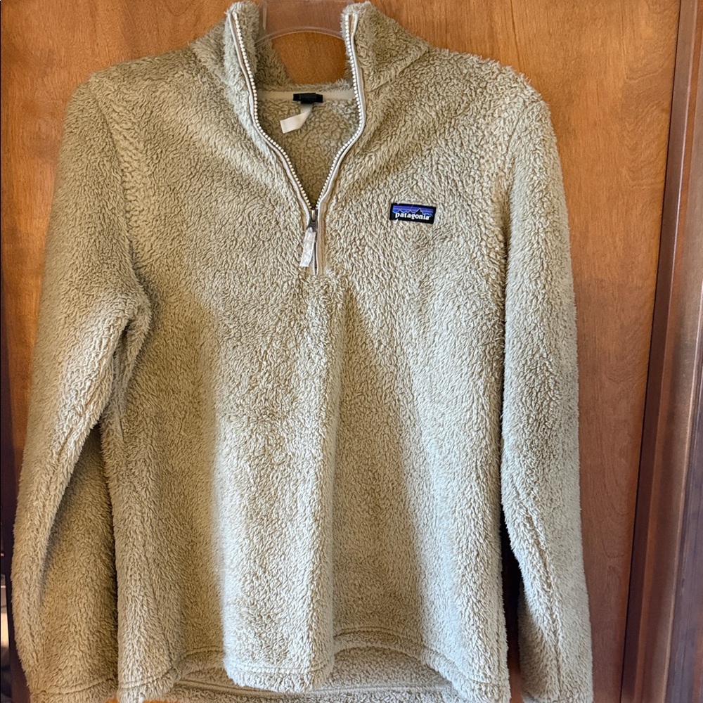 Patagonia Beige Fleece Half-Zip Pullover